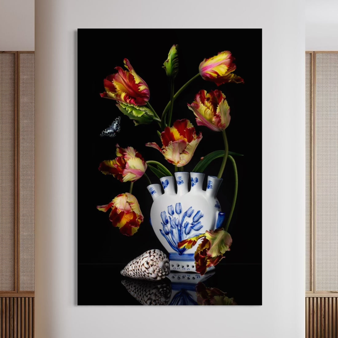 Royal Tulip - Sander van Laar - 1.jpg