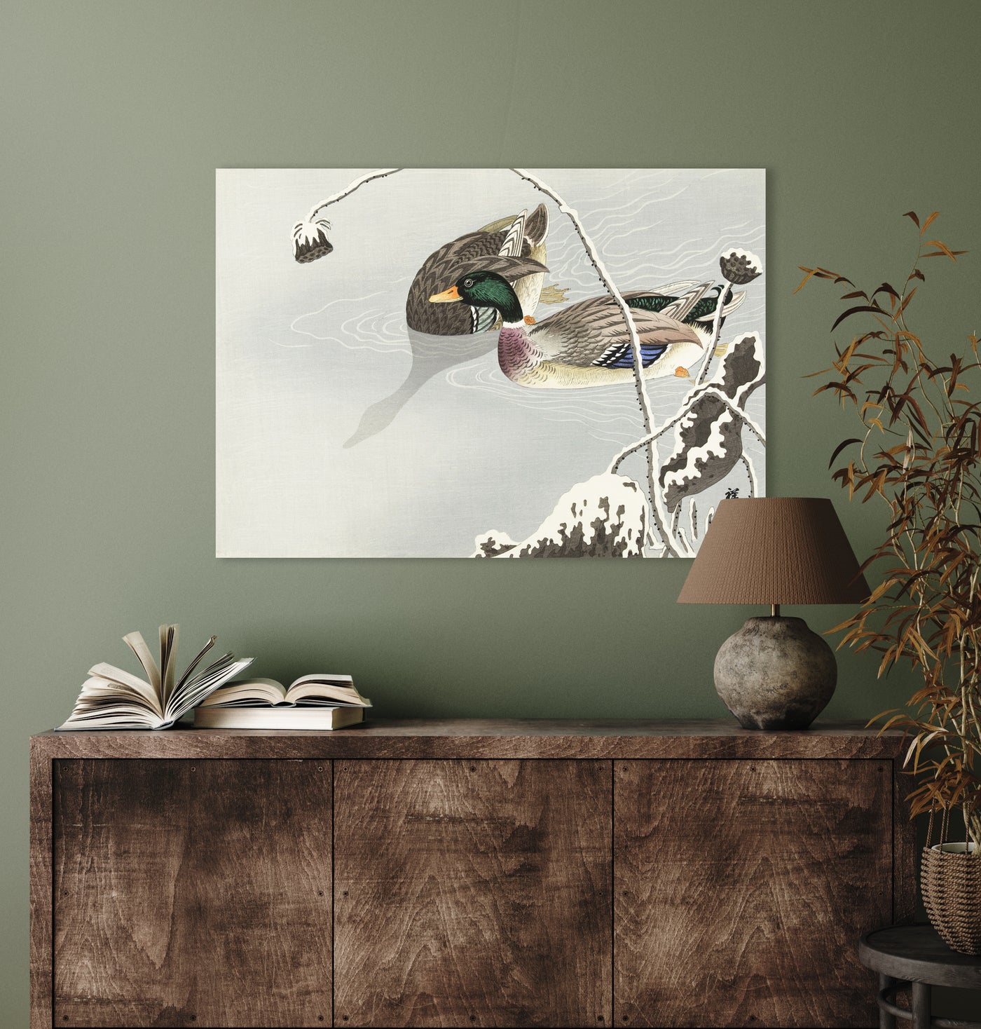Twee wilde eenden bij een met sneeuw bedekte lotus - Ohara Koson